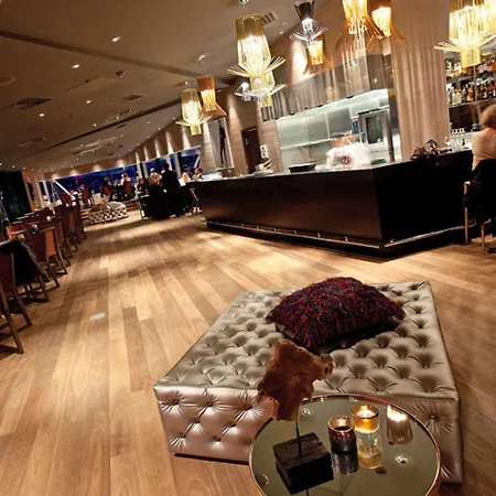 Clarion 4*