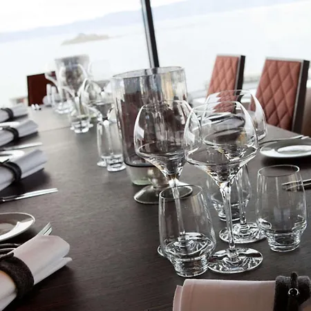 Clarion Hotel 4*