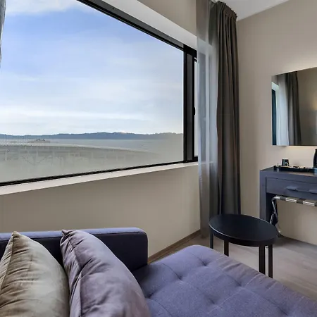 Hotel Clarion