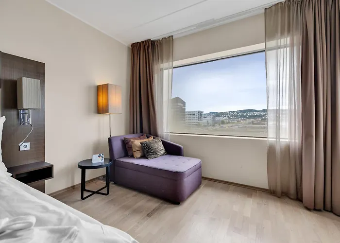 Clarion Hotel 4*